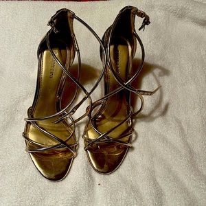 Gianni Bini strappy gold heels
